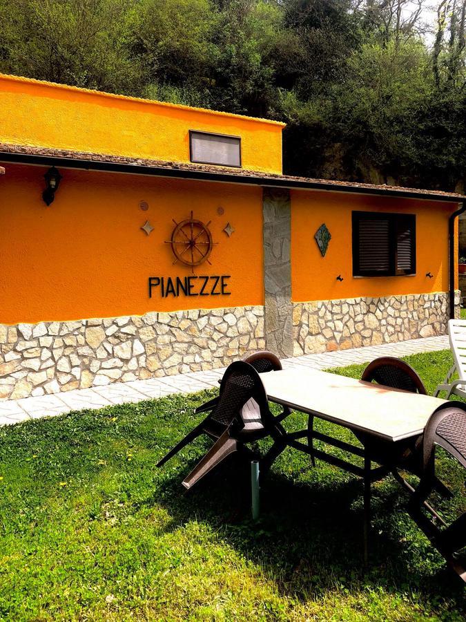 Agriturismo Pianezze Villa Grotte di Castro Exterior foto